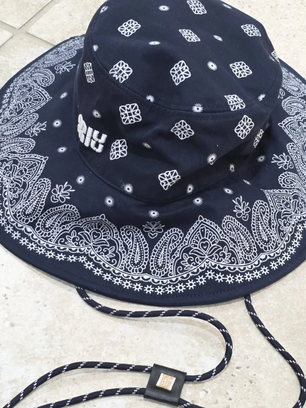 Mui Mui Bandana Print Cotton Bucket Hat